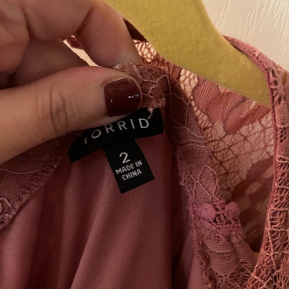 Blush Colored Torrid Size 2 Lace Bust Chiffon Dress - Picture 4 of 9
